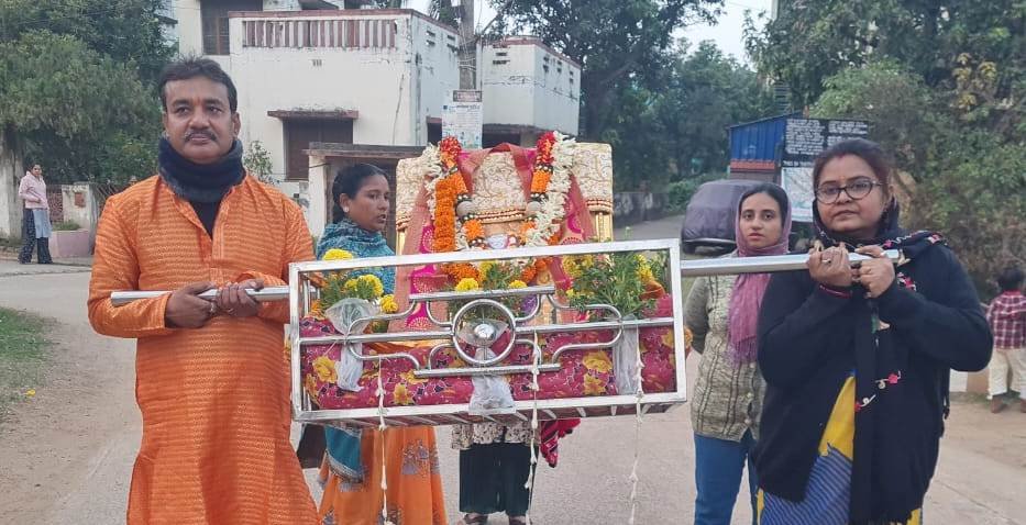 সমাজের মঙ্গল কামনায় সাই বাবার পূজা অর্চনা কাঁকসায় 1 January 1, 2024 January 6, 2024 IMG 20240101 WA0026