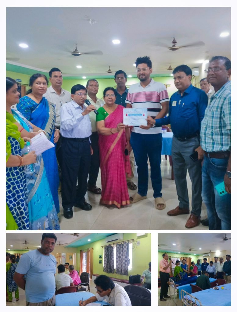 রক্তের সঙ্কট মেটাতে পানাগড় লায়ন্স ক্লাবের উদ্যোগে স্বেচ্ছায় রক্তদান স্বেচ্ছায় রক্তদান শিবির । 1 September 30, 2024 September 30, 2024 PSX 20240930 202954
